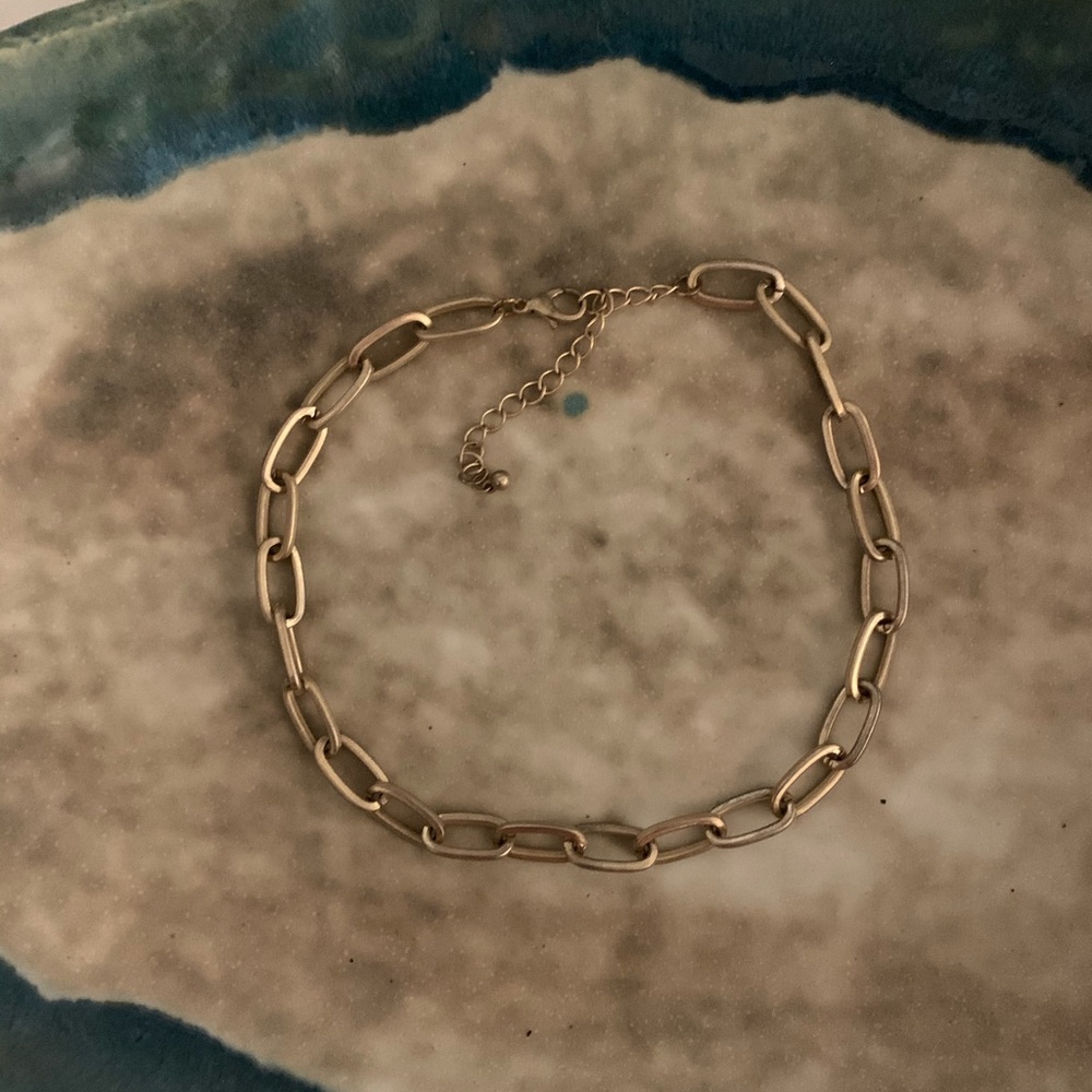 Gold chain link necklace